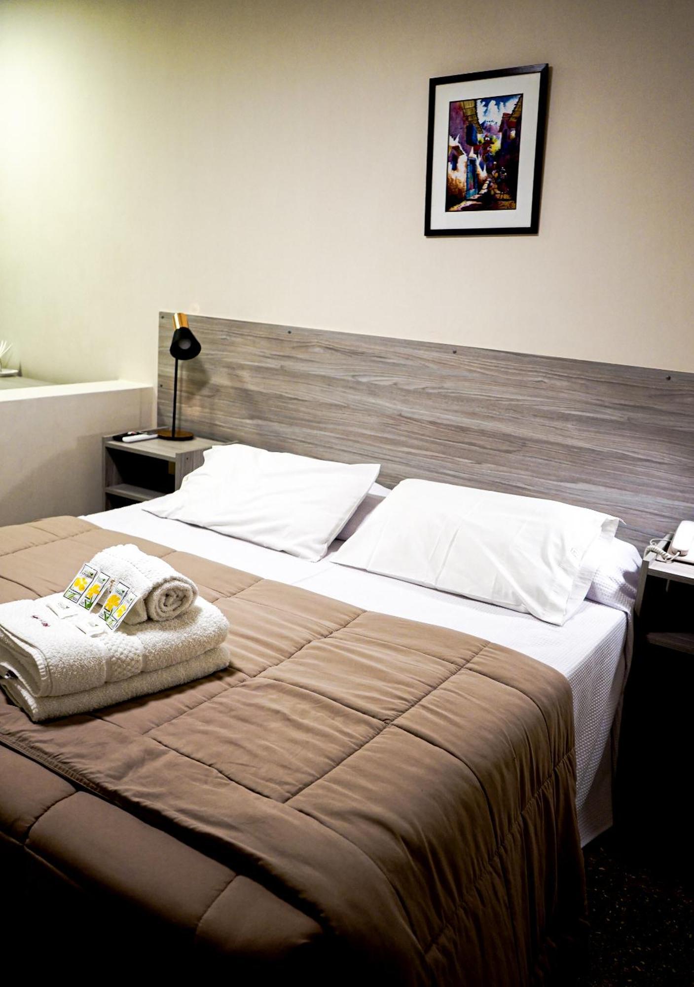 Gs Hotel Salta Rum bild